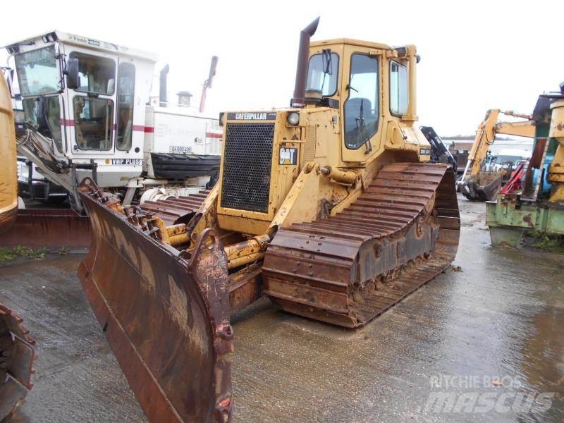 CAT D5HLG بلدوزرات مجنزرة