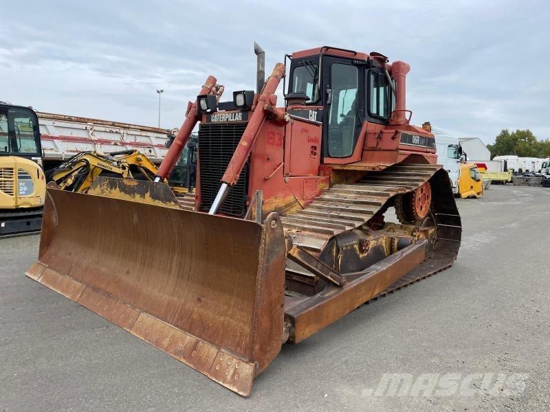 CAT D6R بلدوزرات مجنزرة