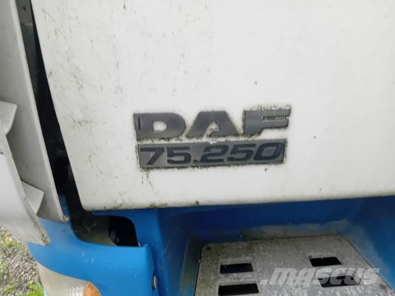 DAF CF شاحنات ذات هيكل صندوقي