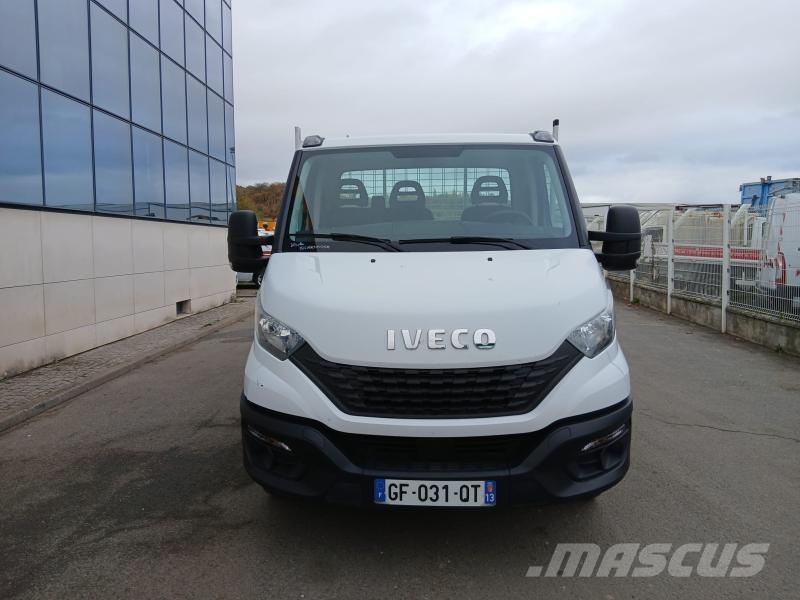 Iveco 35.140 شاحنات خفيفة/مفصلية الجوانب