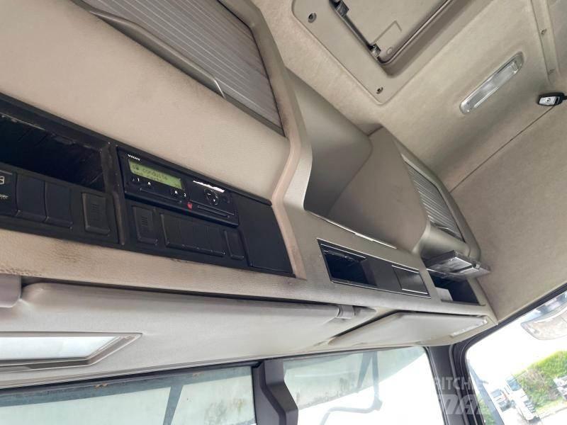 Volvo FMX 460 وحدات الجر