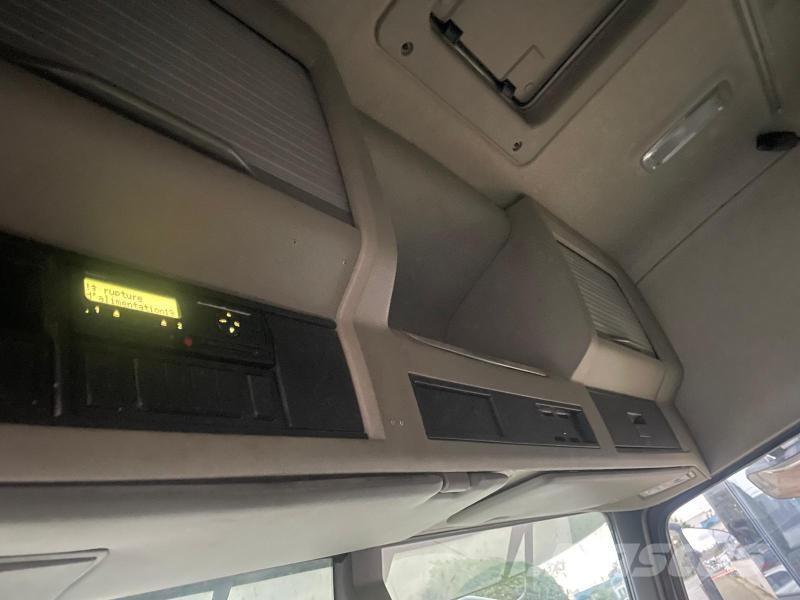 Volvo FMX 460 وحدات الجر