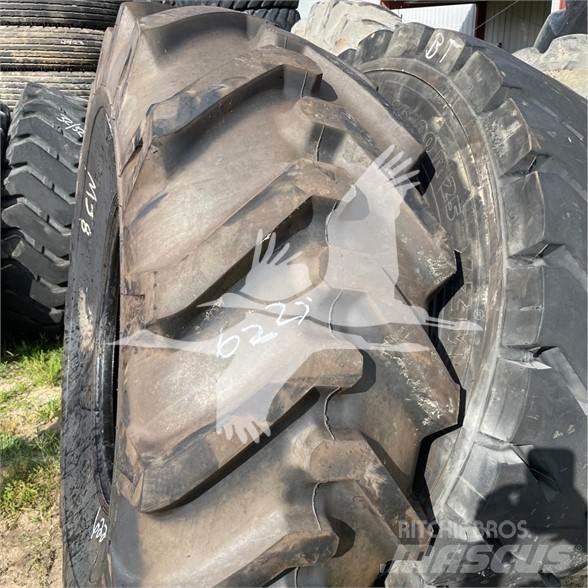 Hamm 23.1X26 الإطارات والعجلات والحافات