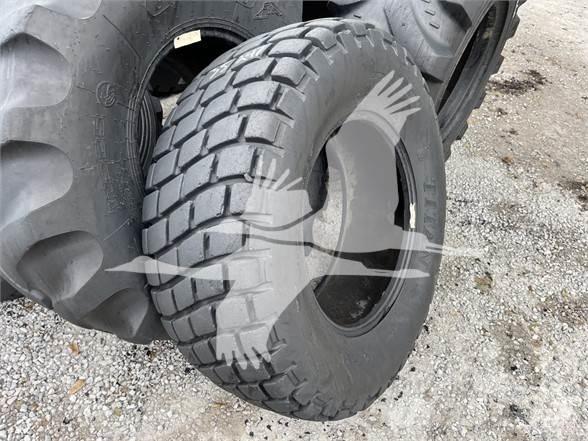 Titan 14.9X24 أخرى