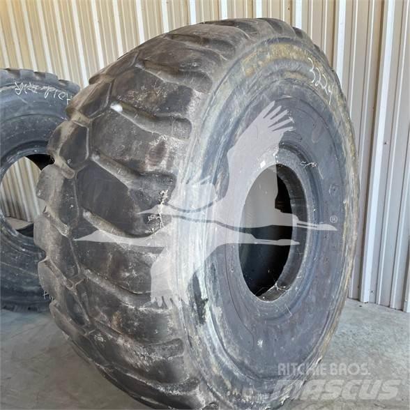 Titan 29.5R25 الإطارات والعجلات والحافات