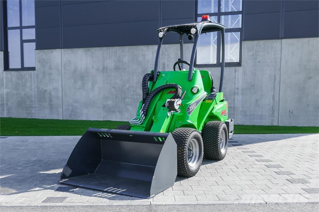 Avant M 423 حفارات صغيرة أقل من 7 طن (حفارات صغيرة)