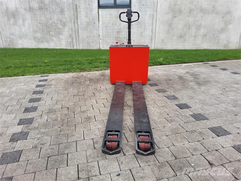 Baka EGU-5020 SO معدات التكديس الجوالة