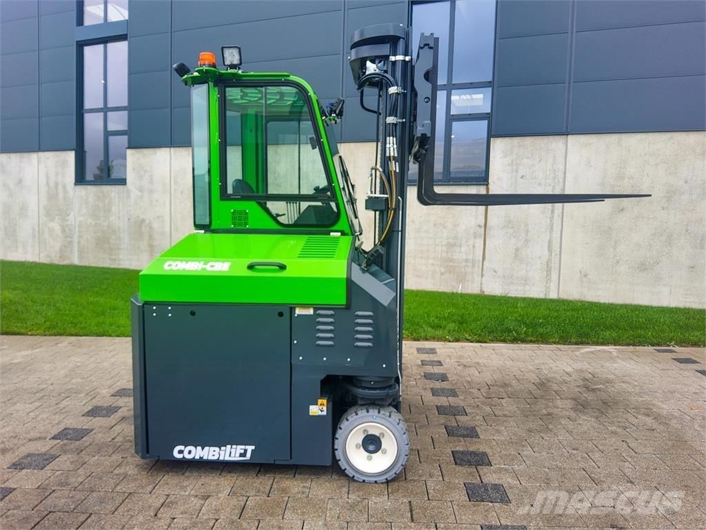 Combilift CBE 3000 شاحنة المناولة رباعية الاتجاهات