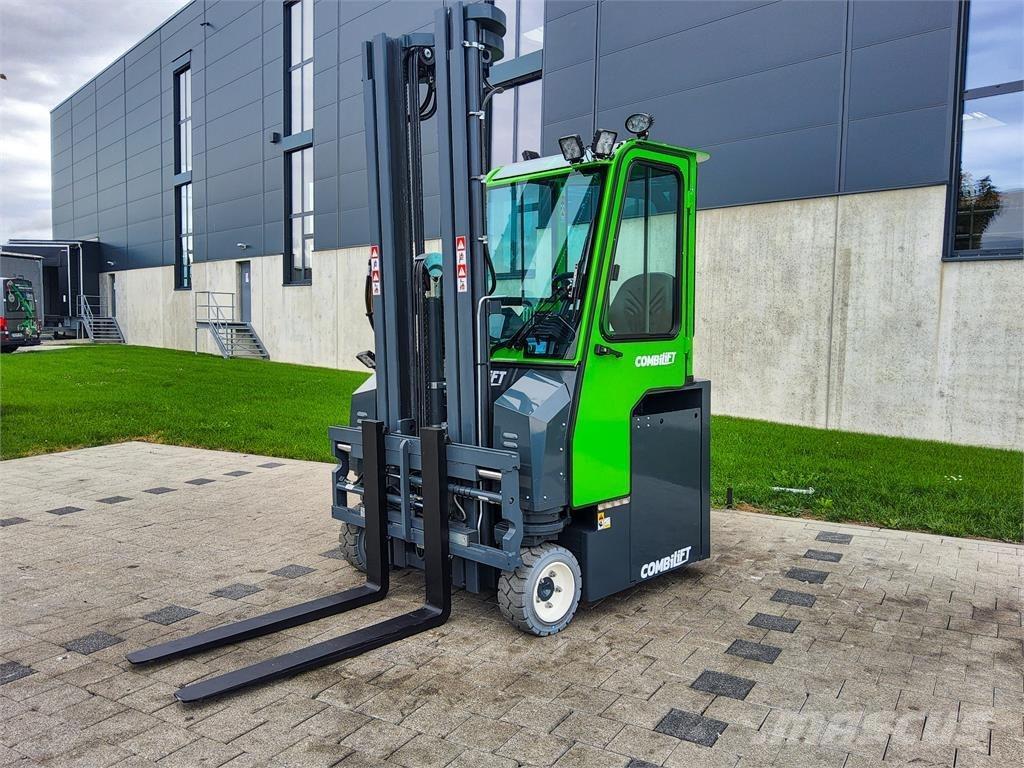 Combilift CBE 3000 شاحنة المناولة رباعية الاتجاهات
