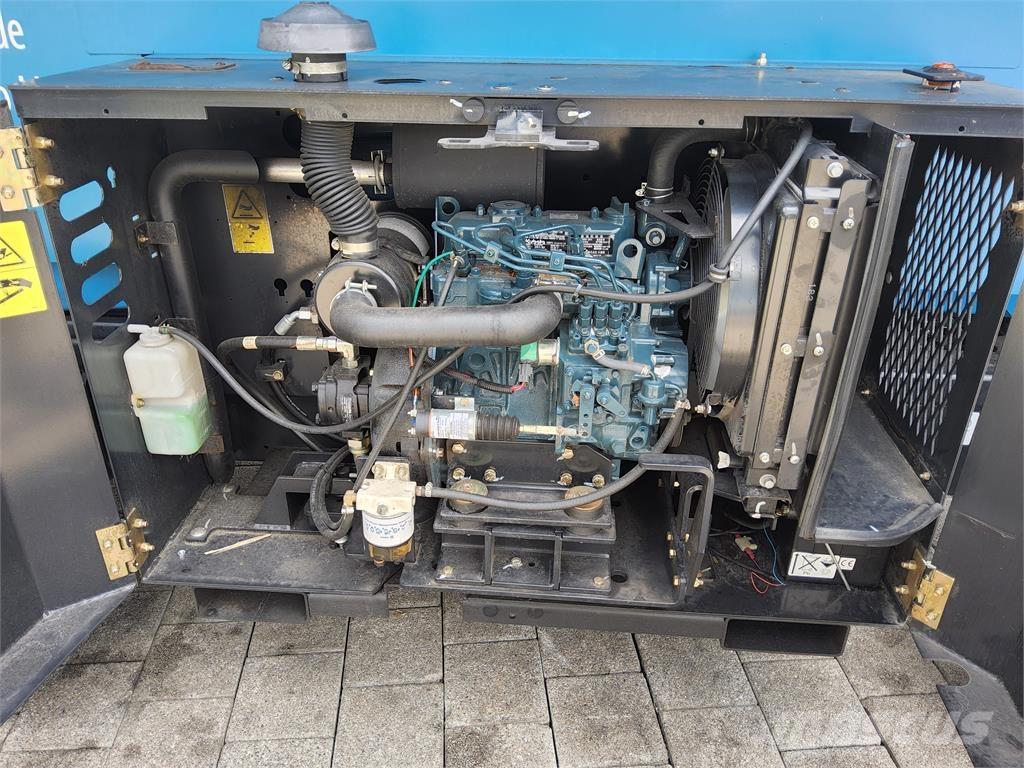 Genie GS 4069RT رافعات مقصية الشكل