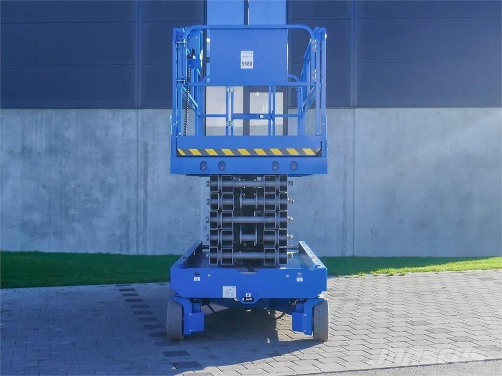 Genie GS 4655 رافعات مقصية الشكل