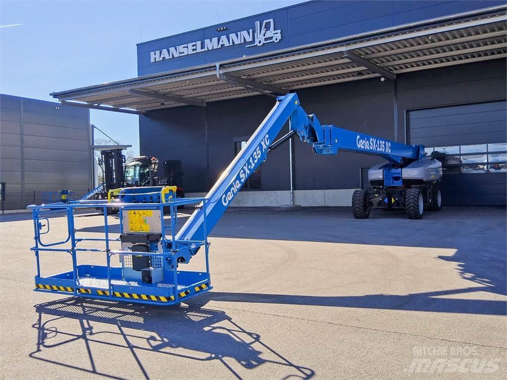 Genie SX-135 XC رافعات سلة تلسكوبية