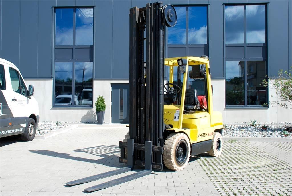 Hyster H 3-00XM شاحنات LPG