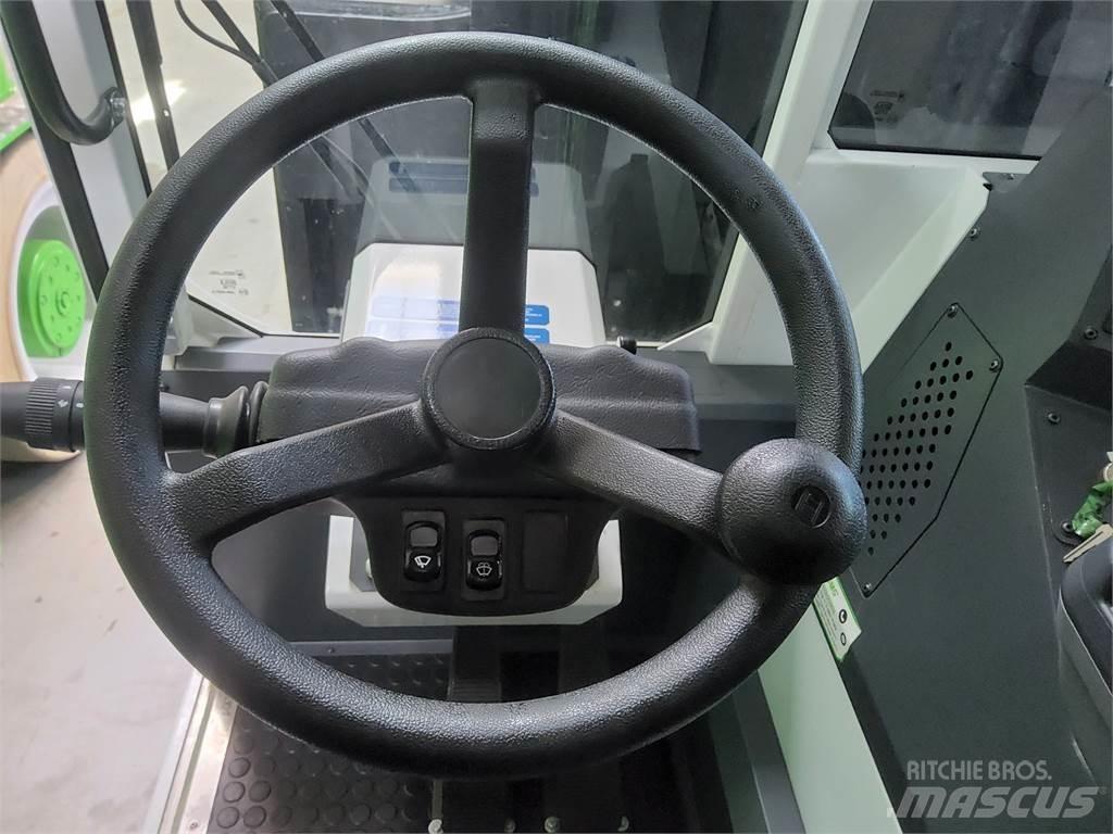 JMG MC 250.09FL شاحنات ذات رافعات شوكية تعمل بالكهرباء