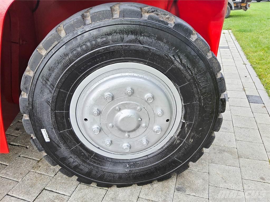 Kalmar DCE 150-12 شاحنات الديزل