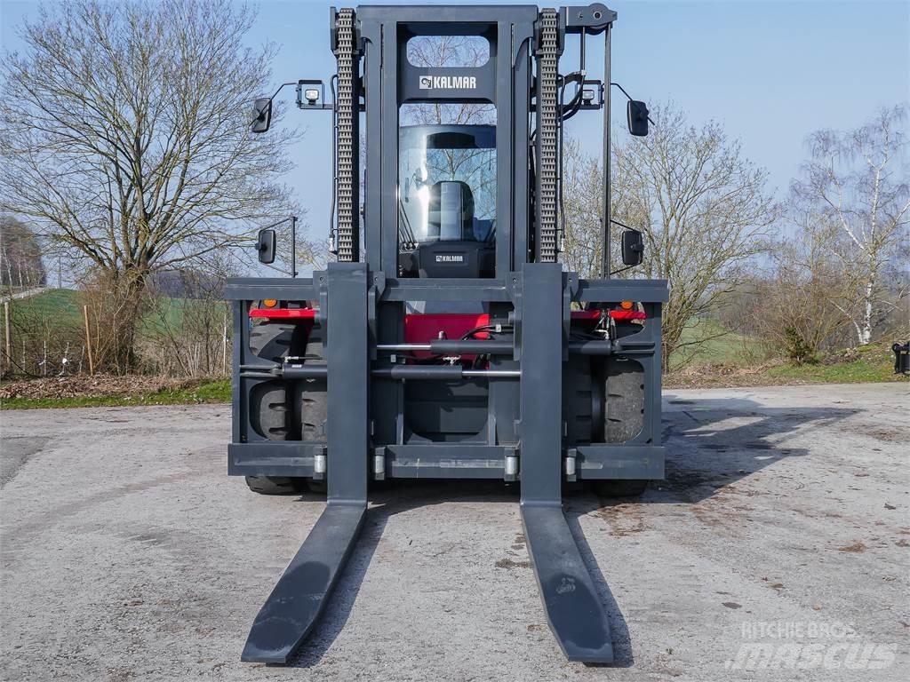 Kalmar DCG 330-12 شاحنات الديزل