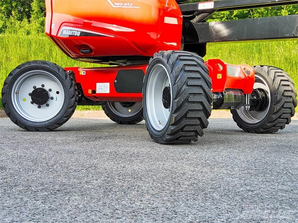 Manitou 180 ATJ رافعات سلة مفصلية