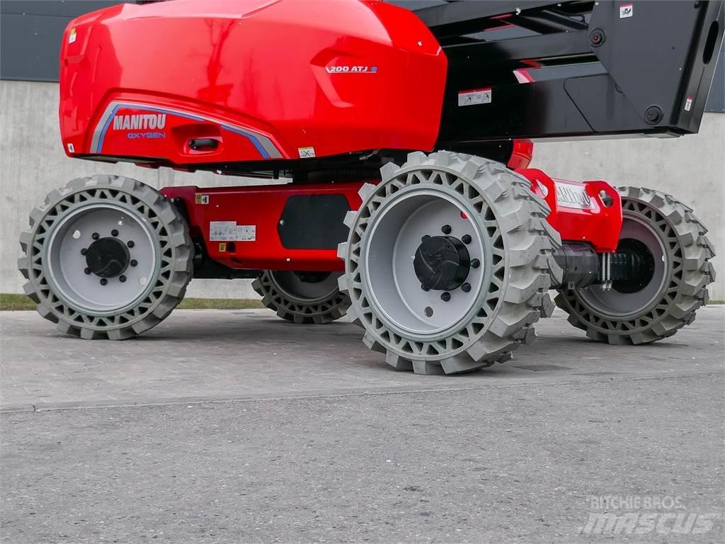 Manitou 200 ATJE رافعات سلة مفصلية