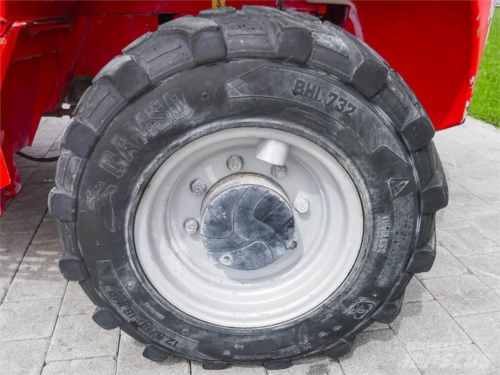 Manitou M 40-4 شاحنات الطرق الوعرة