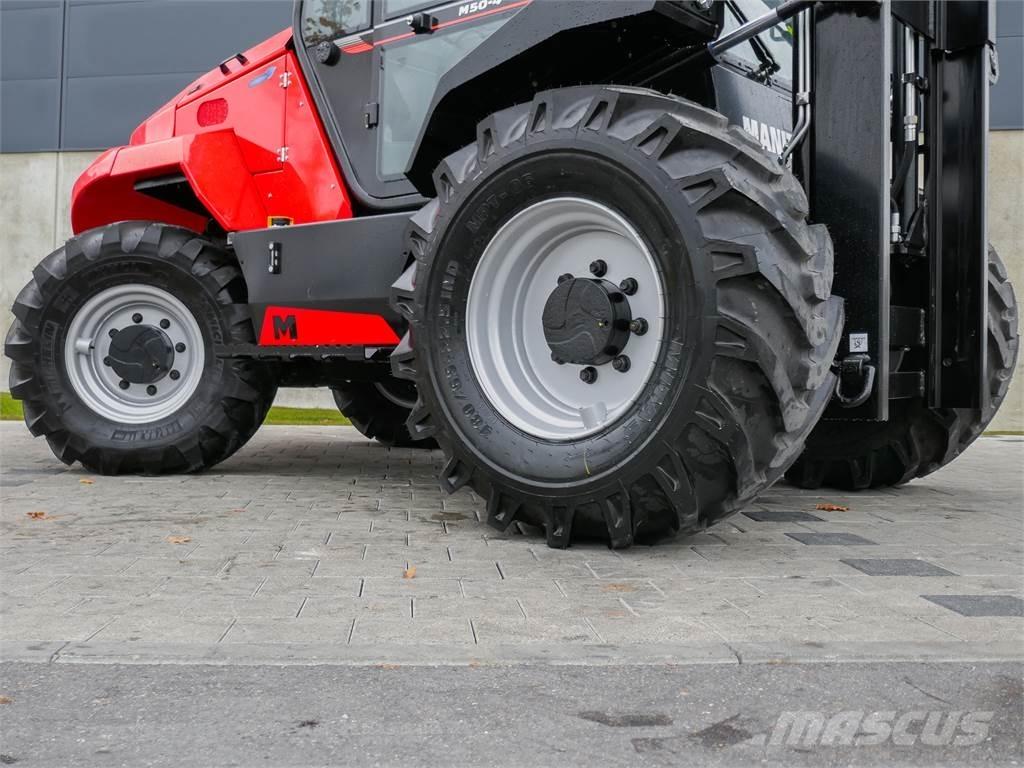 Manitou M 50-4 شاحنات الطرق الوعرة