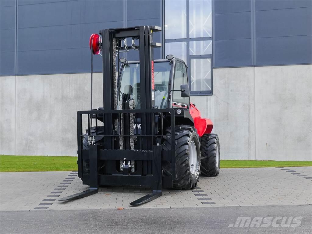 Manitou M 50-4 شاحنات الطرق الوعرة