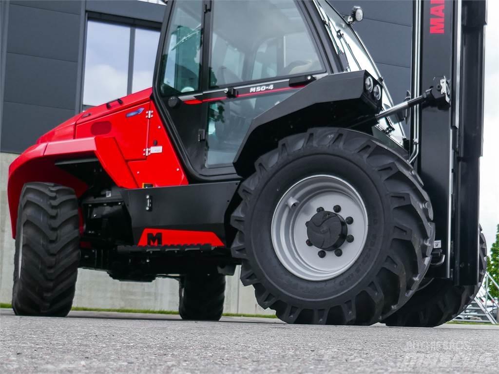 Manitou M 50-4 شاحنات الطرق الوعرة