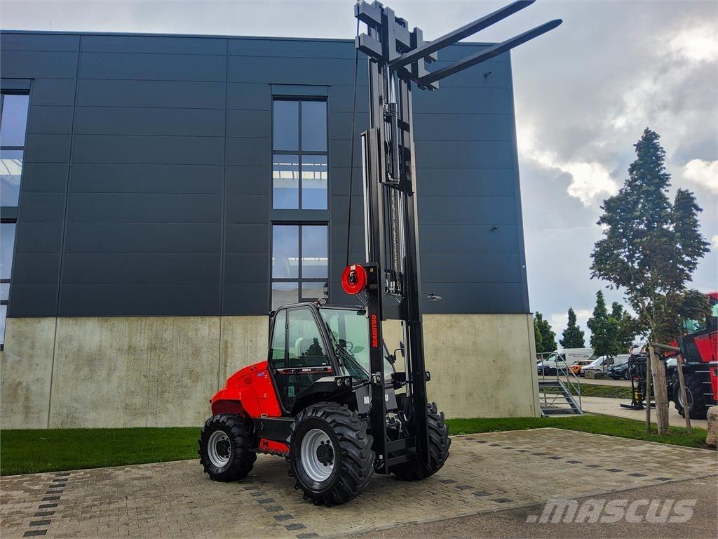 Manitou M 50-4 شاحنات الطرق الوعرة