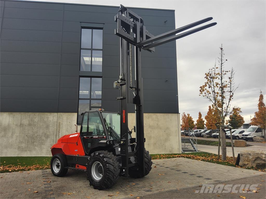 Manitou M 70-2 شاحنات الطرق الوعرة