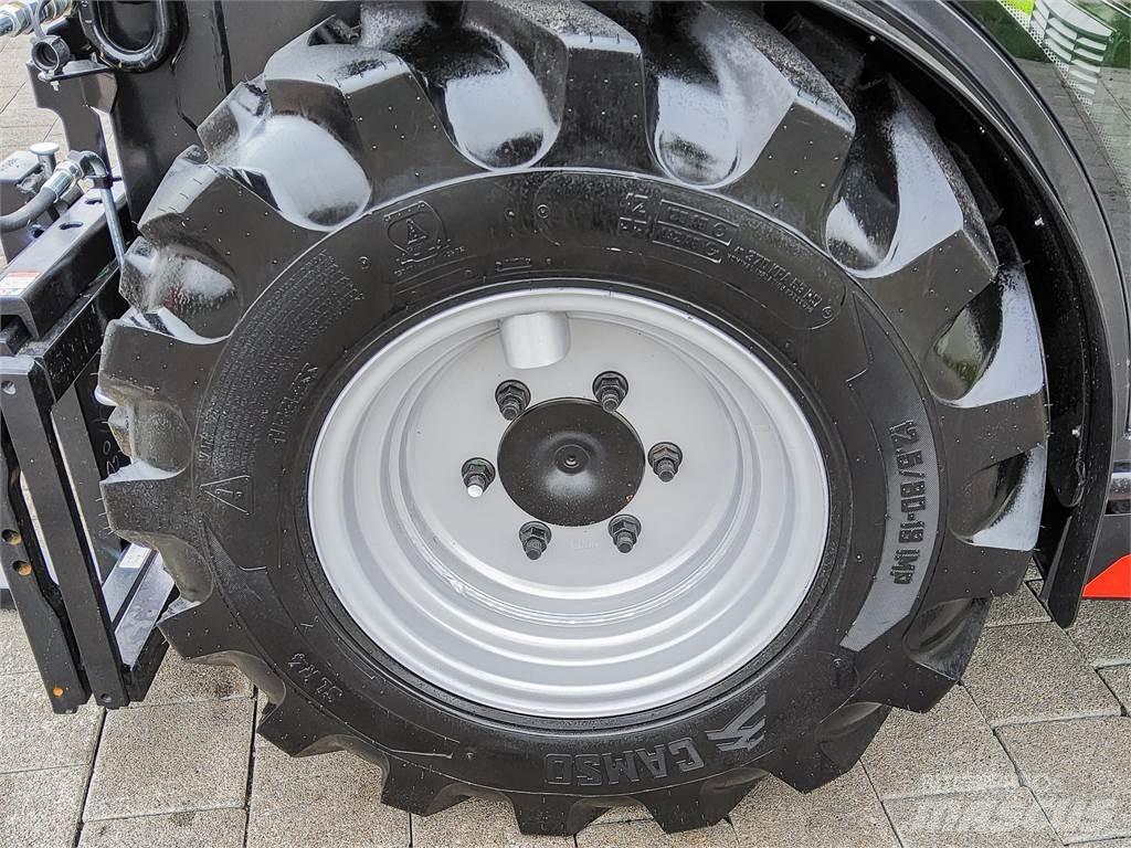 Manitou MC 30-4 شاحنات الطرق الوعرة