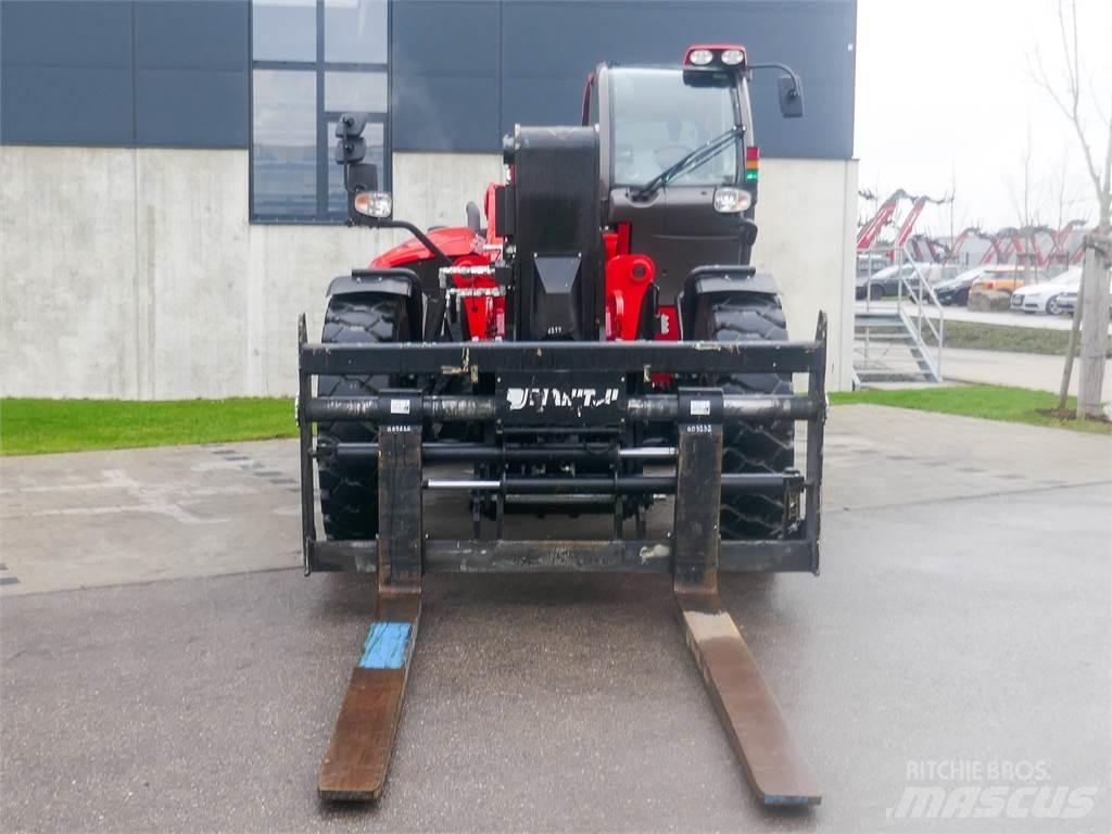 Manitou MHT 10180 مناولات متداخلة