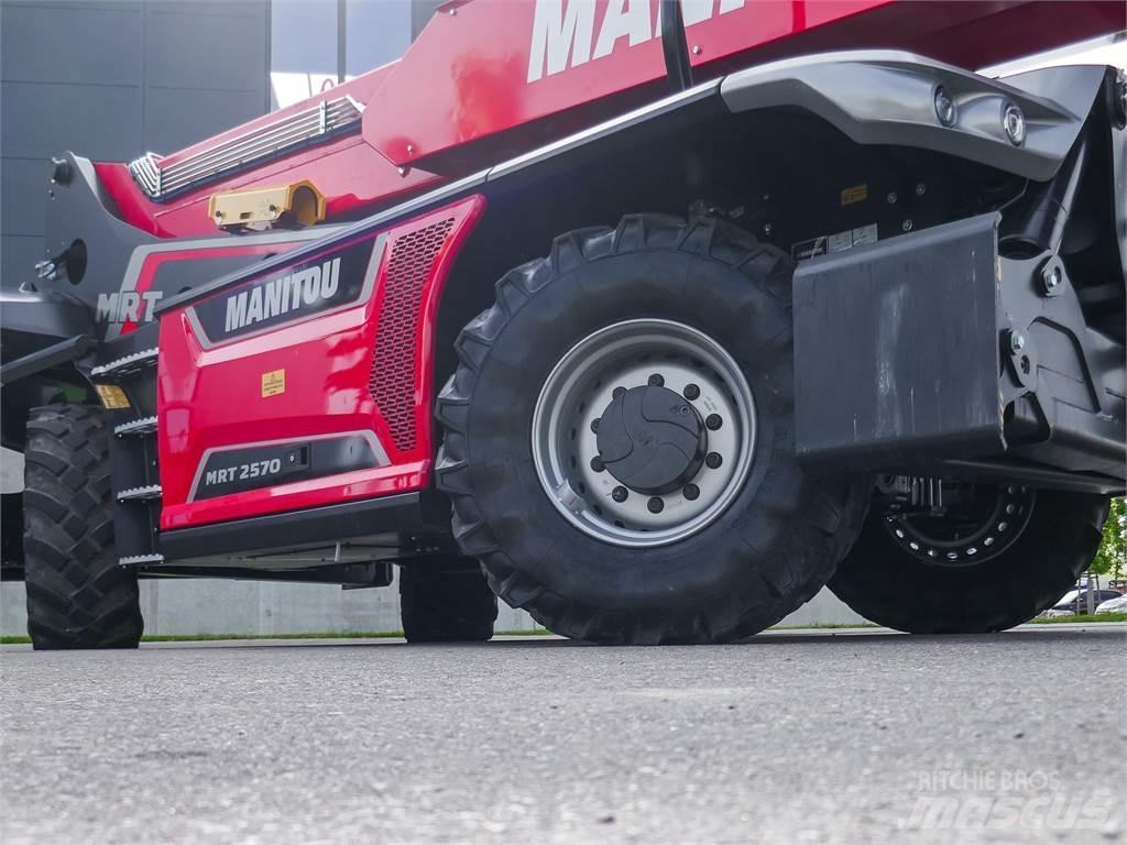 Manitou MRT 2570 مناولات متداخلة
