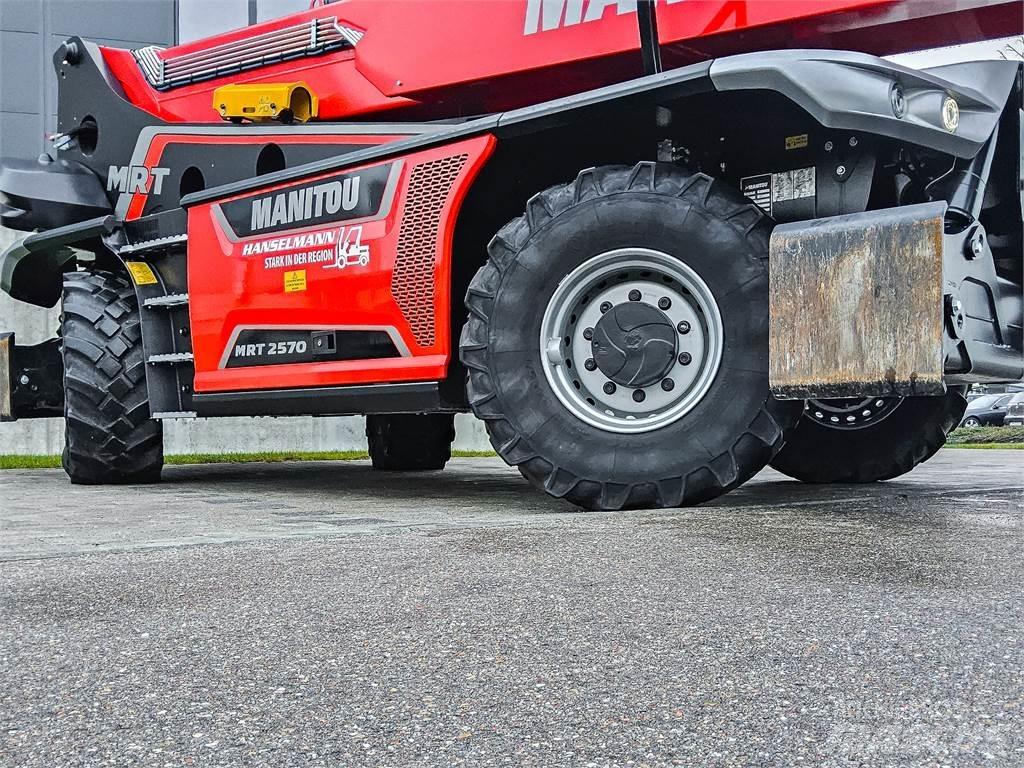 Manitou MRT 2570 مناولات متداخلة