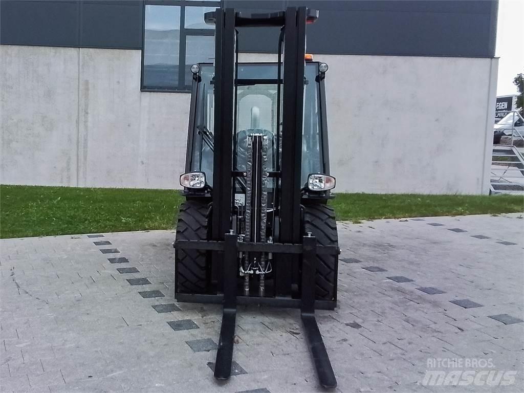 Manitou MSI 30D K شاحنات الطرق الوعرة