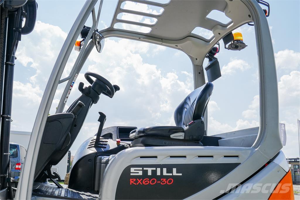 Still RX 60-30 شاحنات ذات رافعات شوكية تعمل بالكهرباء