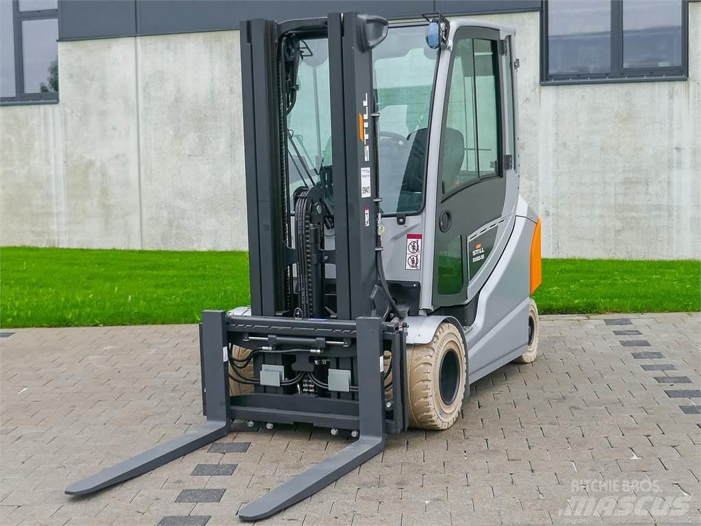 Still RX 60-35 L شاحنات ذات رافعات شوكية تعمل بالكهرباء