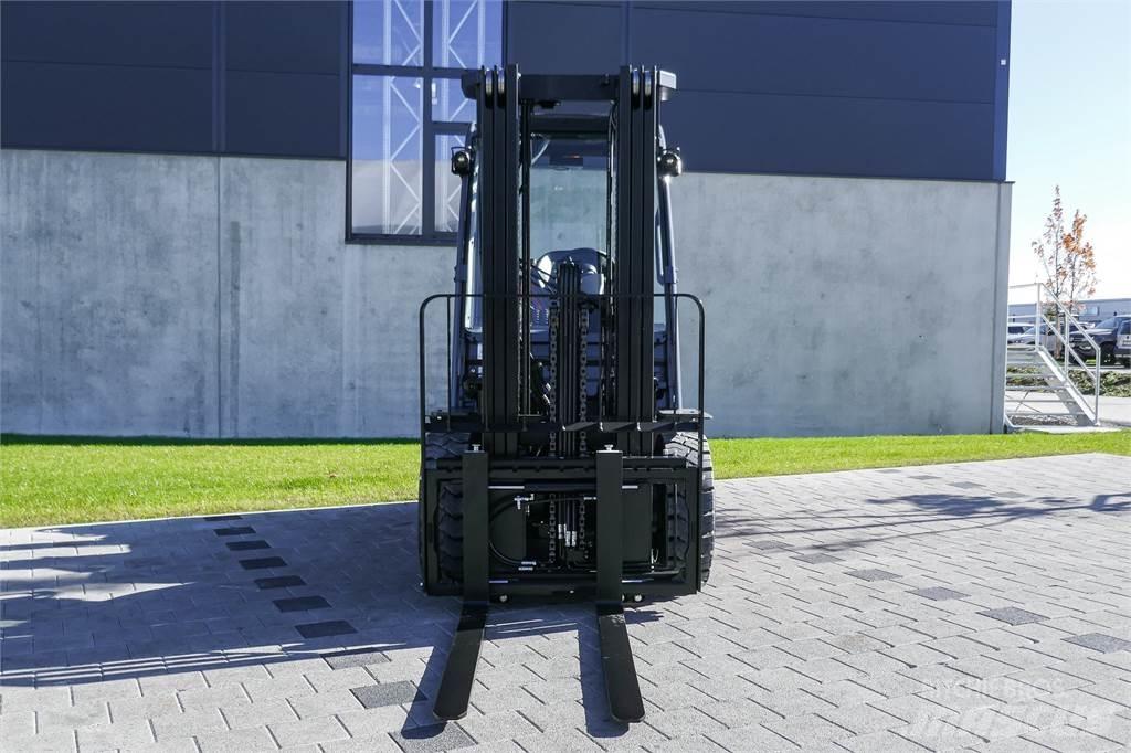 Toyota 02-8FGF30 شاحنات LPG