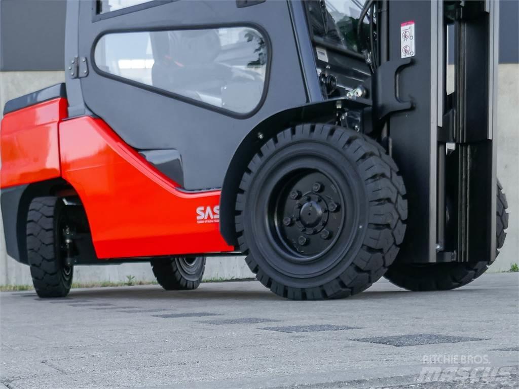 Toyota 52-8FDJF35 شاحنات الديزل