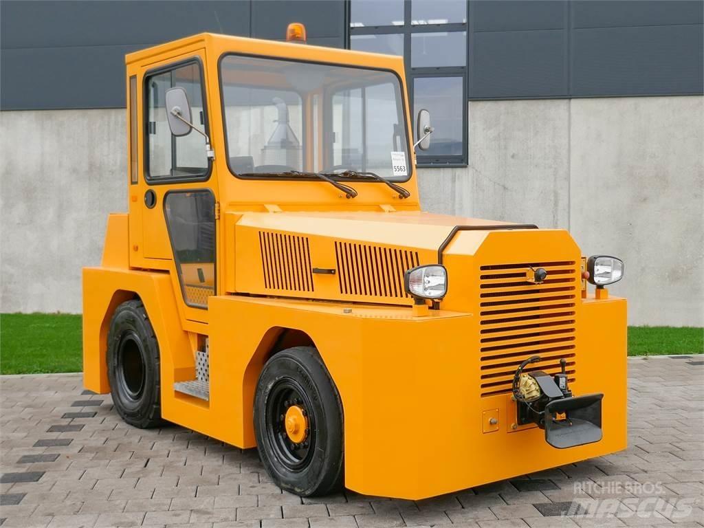 Volk DFZ 120H شاحنة قاطرة