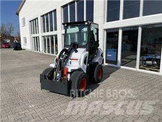 Bobcat L28 لوادر انزلاقية التوجيه