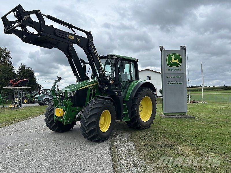 John Deere 6120M الجرارات
