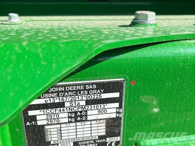 John Deere F441M ماكينات زراعية أخرى