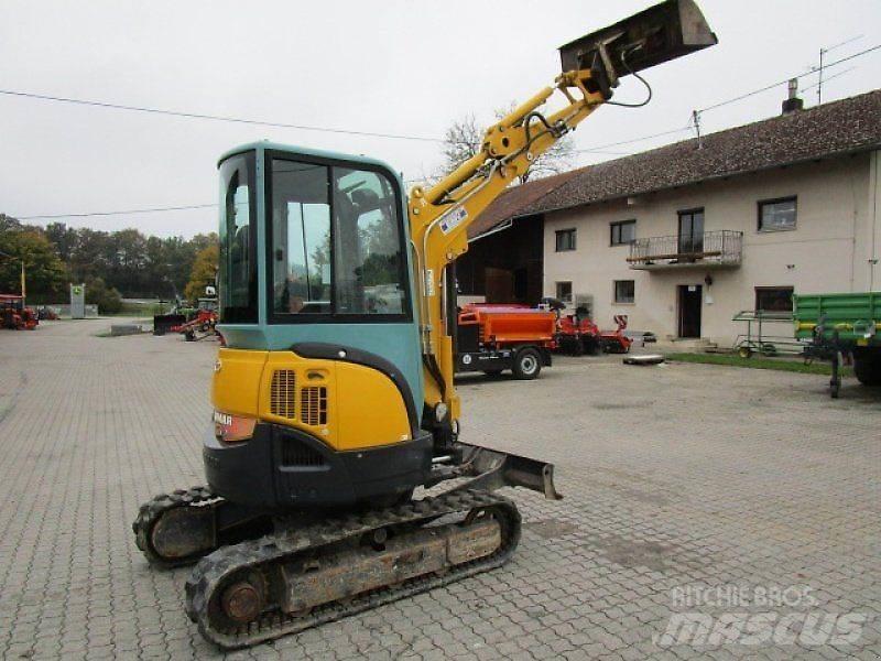 Yanmar VIO 25-4 حفارات صغيرة أقل من 7 طن (حفارات صغيرة)