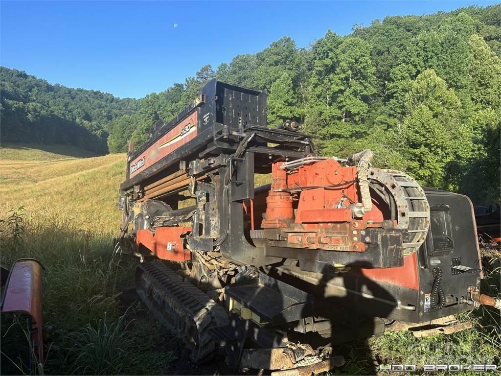 Ditch Witch JT3020 Mach 1 الحفارات الأفقية