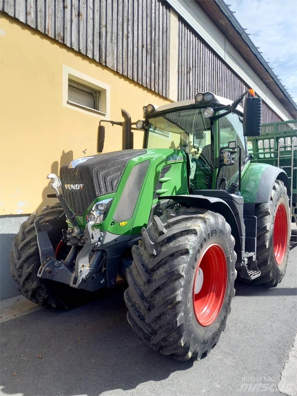 Fendt 828 Vario Profi Plus شاحنة قاطرة