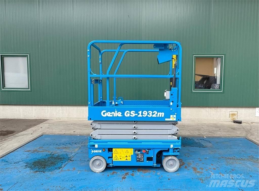 Genie GS-1932m E-Drive رافعات مقصية الشكل