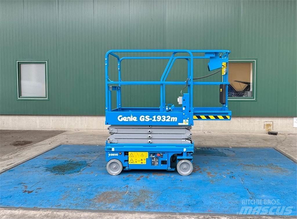 Genie GS-1932m E-Drive رافعات مقصية الشكل