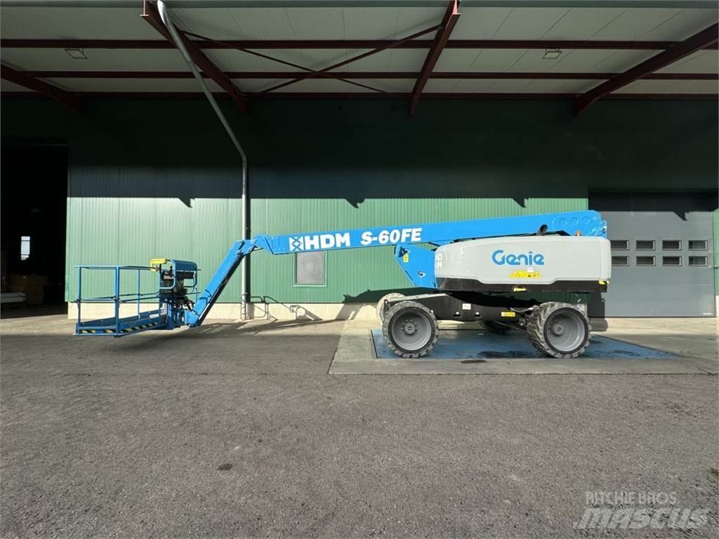 Genie S-60 FE رافعات سلة مفصلية