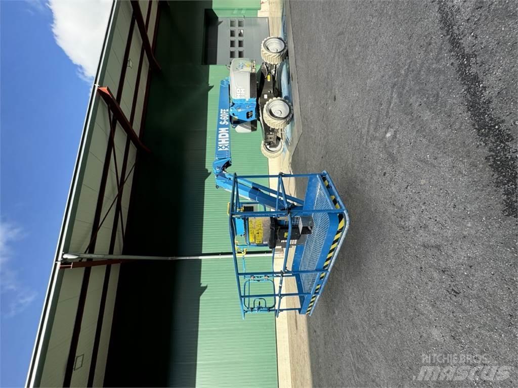 Genie S-60 FE رافعات سلة مفصلية