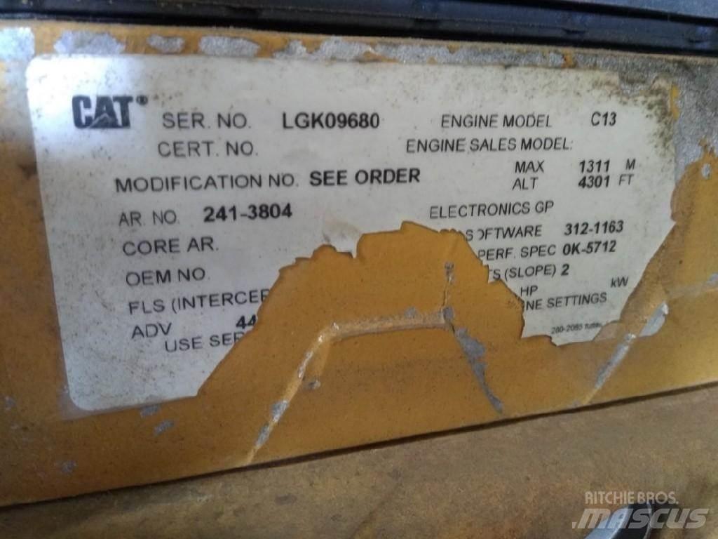 CAT C-13 محركات
