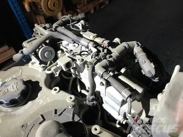 CAT C4.4 محركات